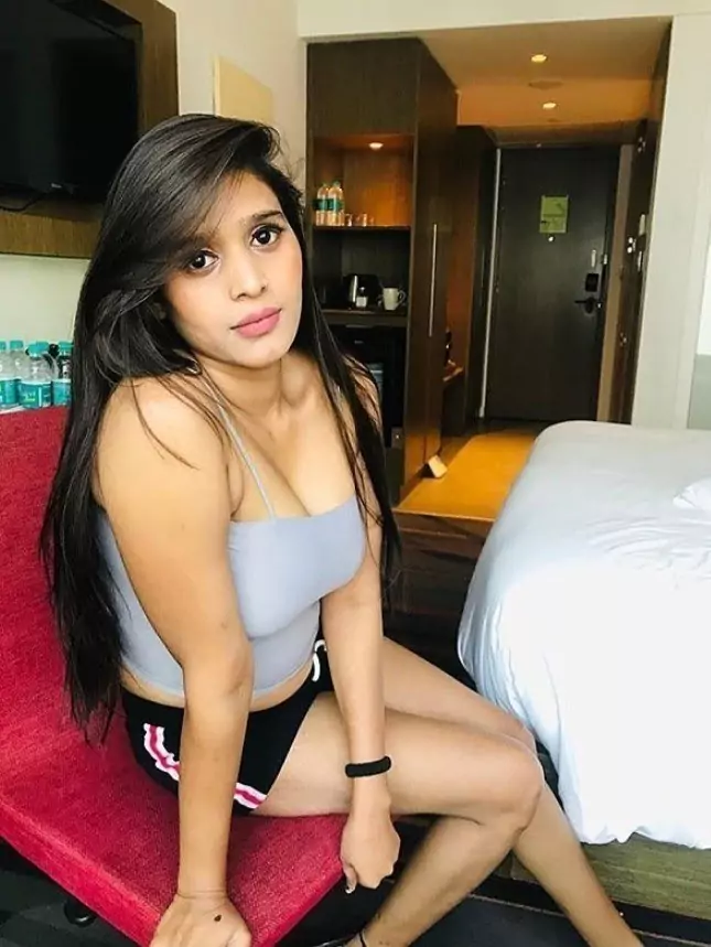 कॉल गर्ल्स सर्विस  वारसेवानी